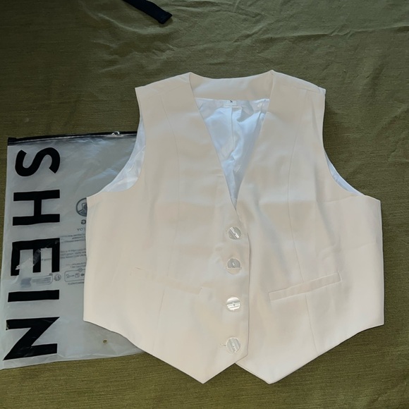 Vest - Picture 1 of 2